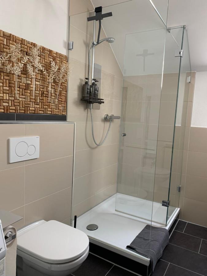 Gemuetliches & Schoenes Apartment Ichenhausen Bagian luar foto